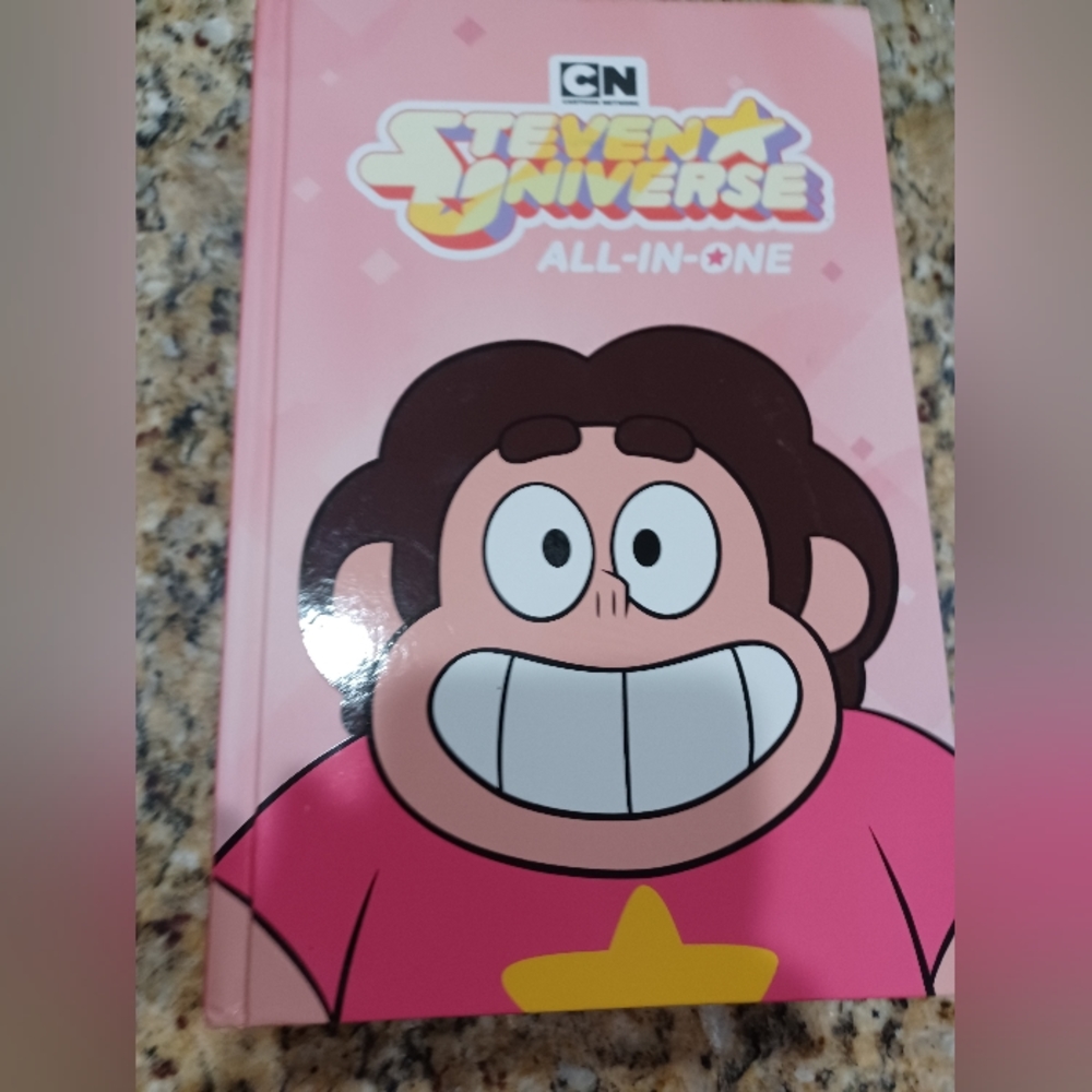 Steven Universe All-In-On Comic Book (Hard Cover)
